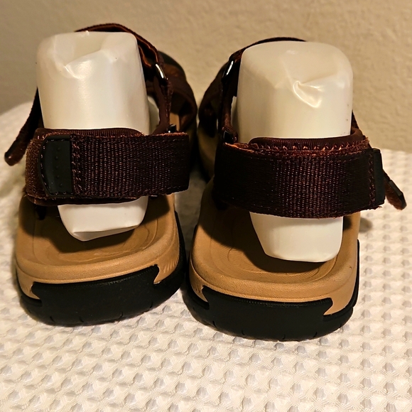 Camel Crown Brown Sandals